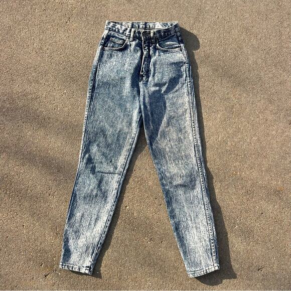 Vintage 80s Pure Jeanswear Zipper Ankle Bow Acid Wash High Rise Taper Jeans - Picture 3 of 6